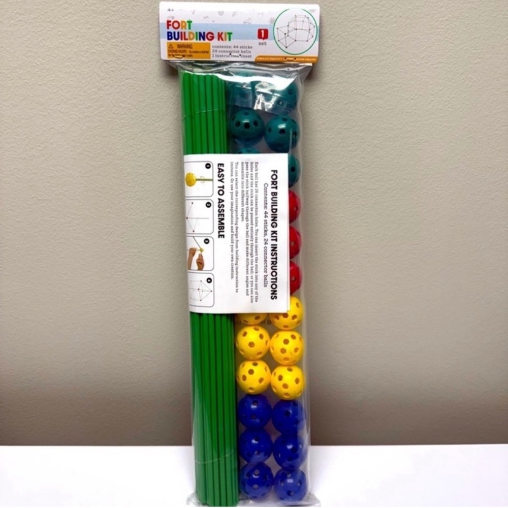 NEW Target Bullseye Playground Fort Building Kit